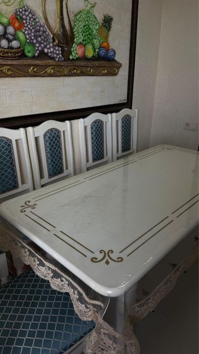 Продам стол со стульями