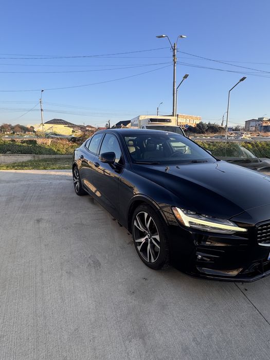 volvo S60 t6 2019 310hp 2.0 l benzina black edition