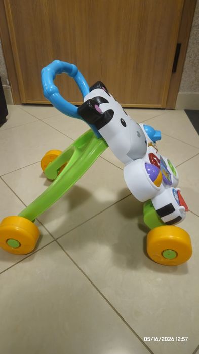 Проходилка Fisher Price Зебра