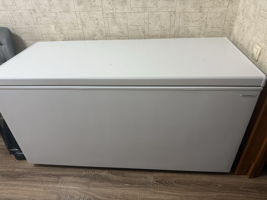 Продам морозильную камеру