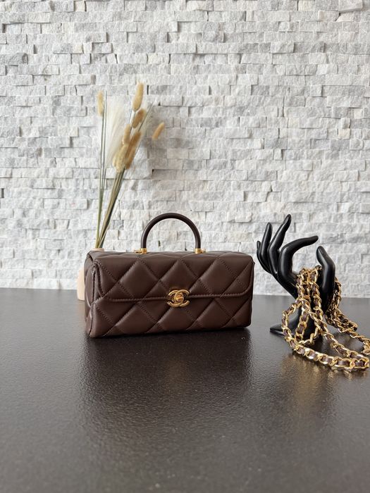 Уникален нов модел Chanel дамска чанта