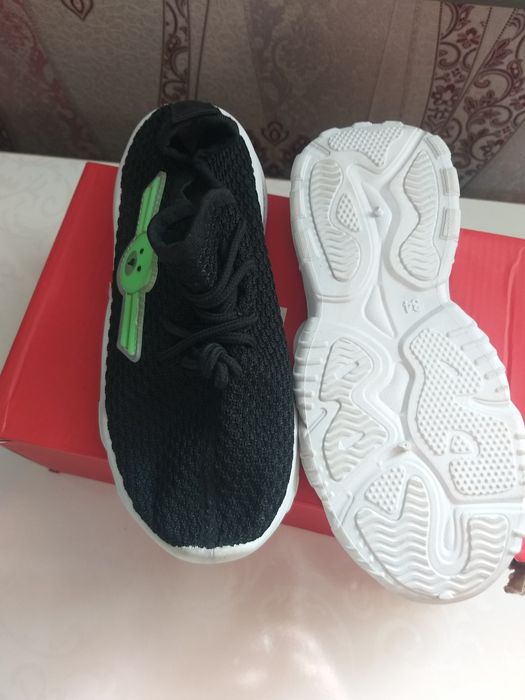 Продам новую обувь