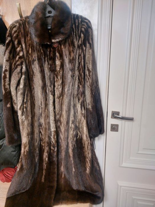 Продам  норковую шубу