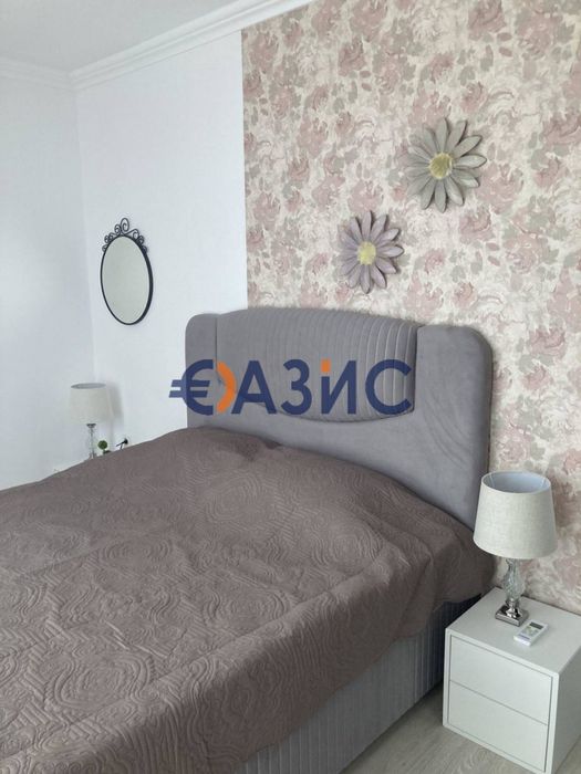Продава се Многостаен апартамент в Свети Влас - 382 кв.м за 881 €/кв.м - Снимка #9