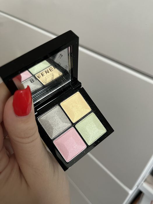 Палитра сенки Givenchy