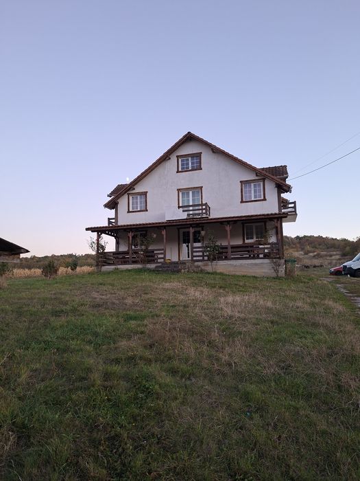 Inchiriere casa pentru Revelion