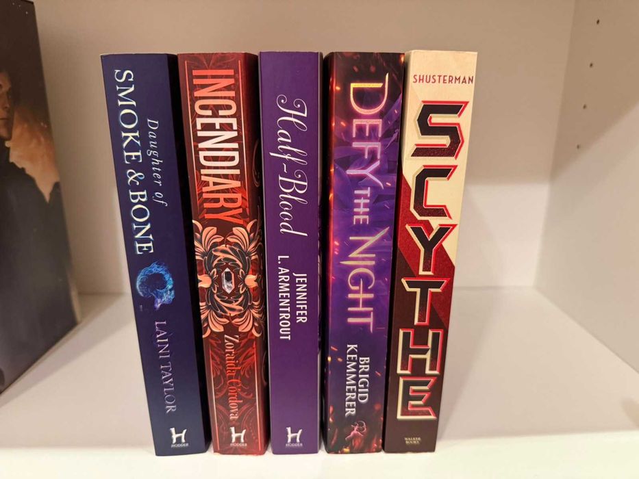 НОВИ КНИГИ на английски език