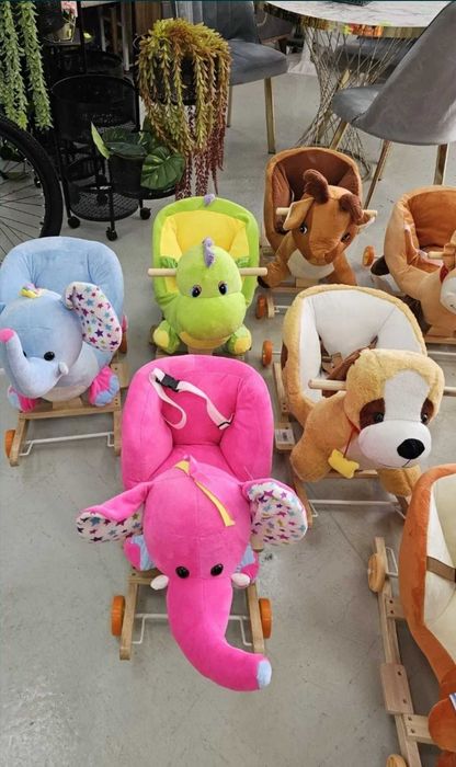 Детска Люлка с колелца плюшена с предпазен колан Чисто нова