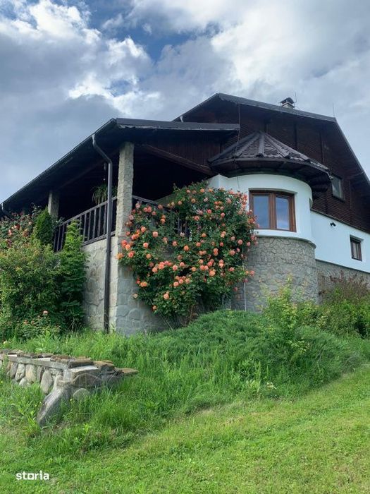 Refugiu Exclusivist Prahova Casa cu 5.2 ha, Panorama Parau si Potentia