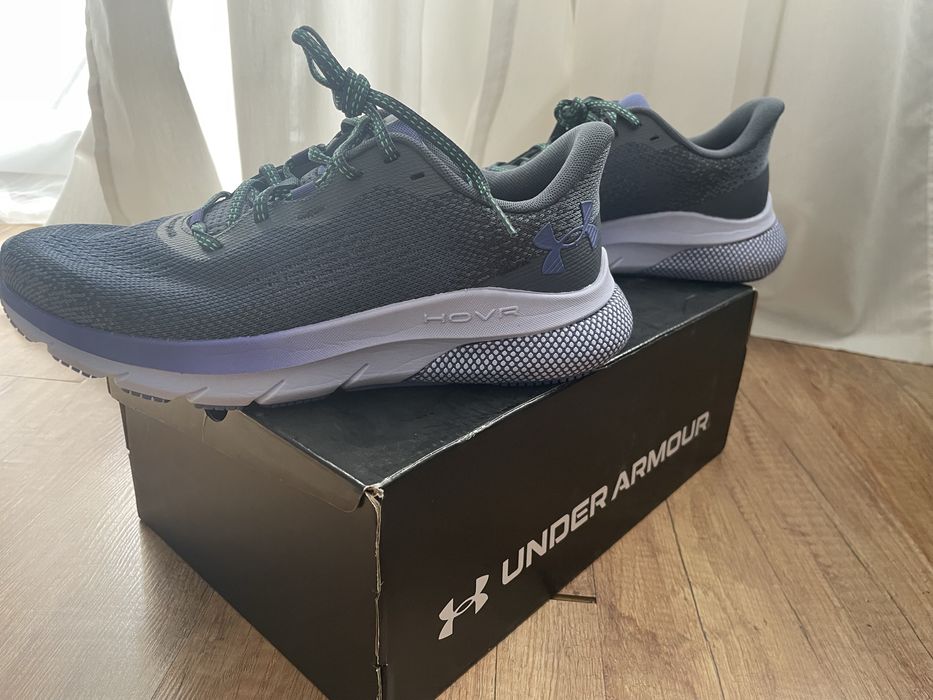 Маратонки Under Armour W