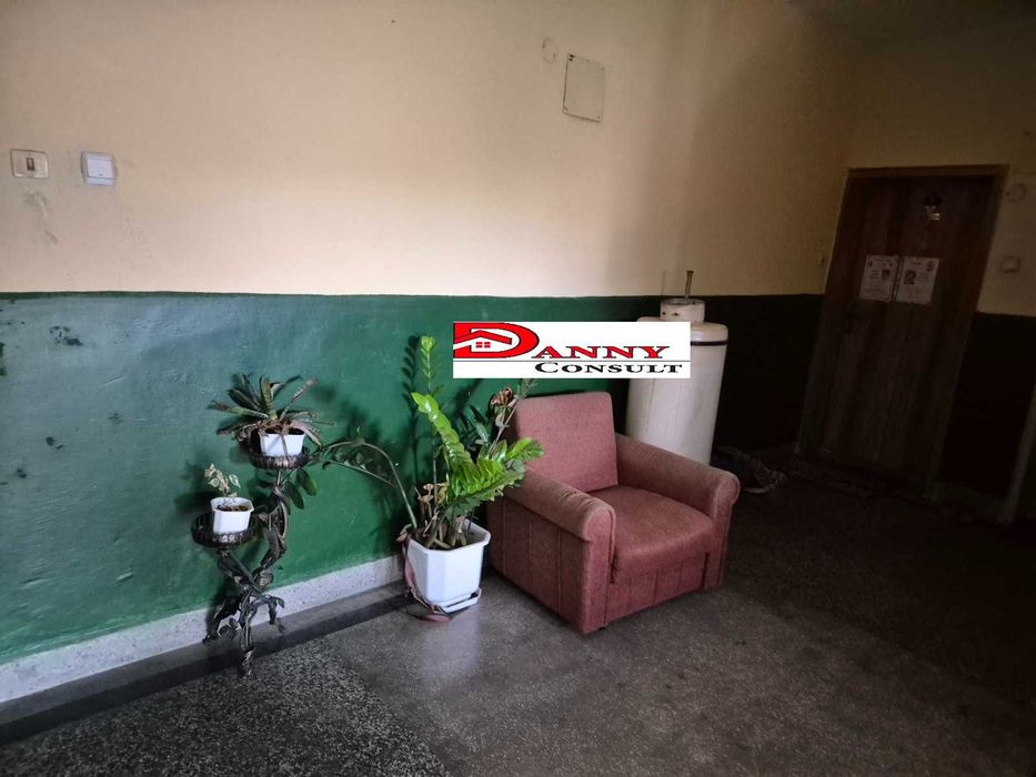 Продава се Двустаен апартамент в Горна Оряховица - 64 кв.м за 735 €/кв.м - Снимка #11