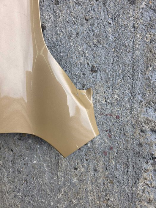 Aripa stanga fata Dacia Spring 2025 putin lovita