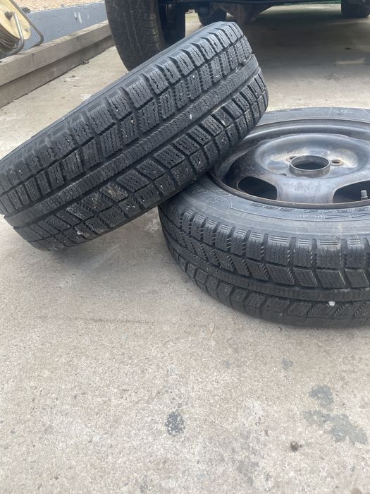 2 колеса с покрышками 185/65R14