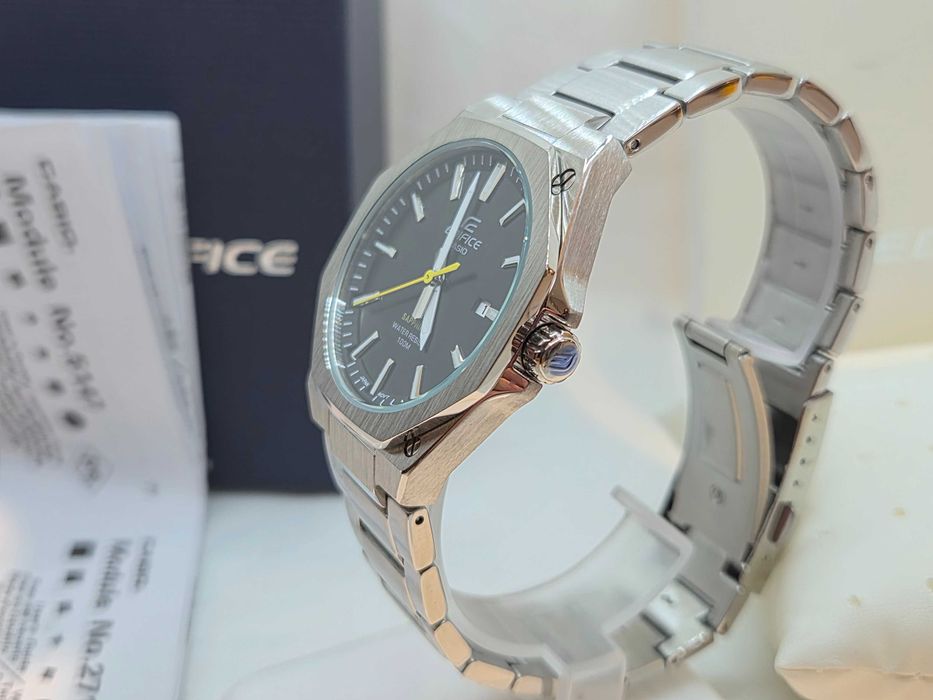 Ceas Barbati, unisex CASIO Edifice Saphire , EFR s108d-1avuef silver - Black, NOU, Garantie 2 ani