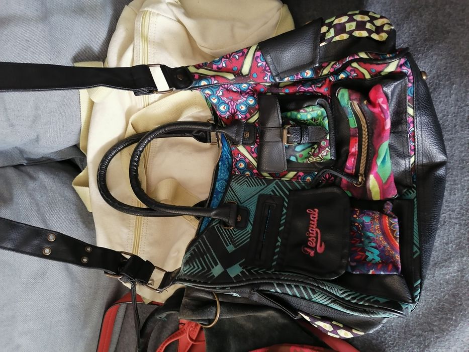 Дамски чанти, чанта Desigual