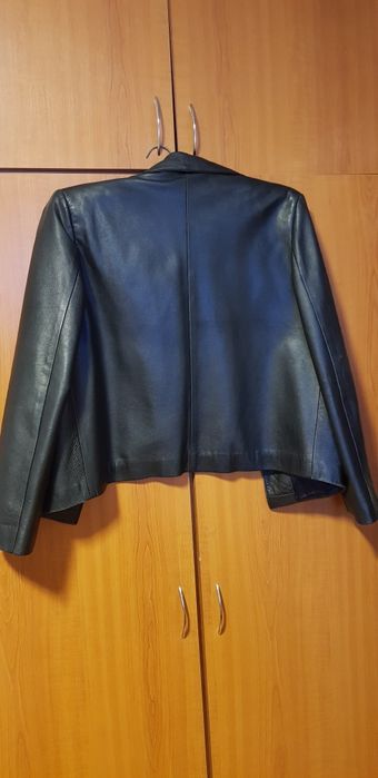 Haina de piele scurta