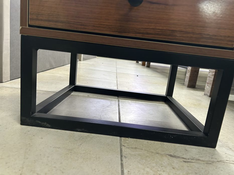 Тумба в ореховом цвете