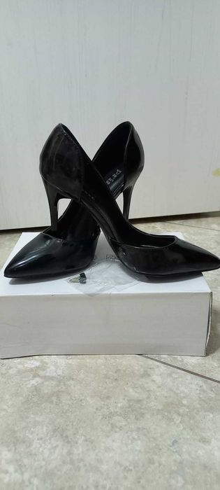 Pantofi dama Stilleto,39 cu toc de 11cm ,noi