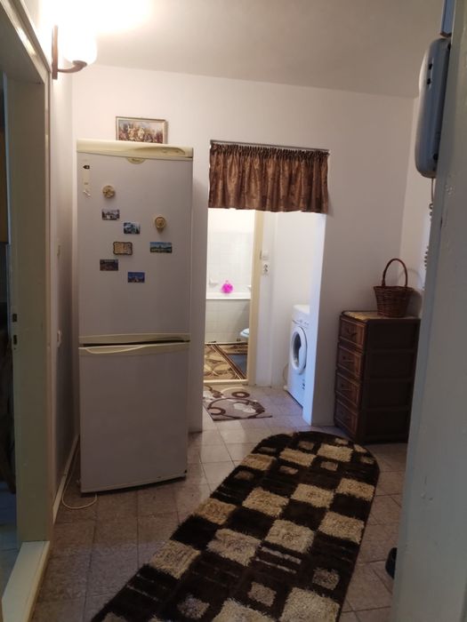Inchiriez apartament cu doua camere