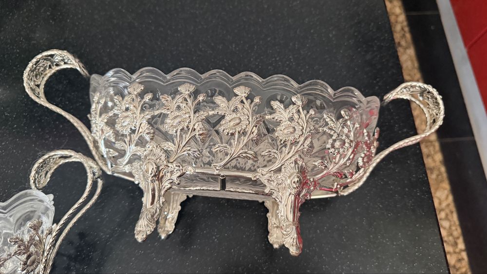 Хрустальные вазы в серебре