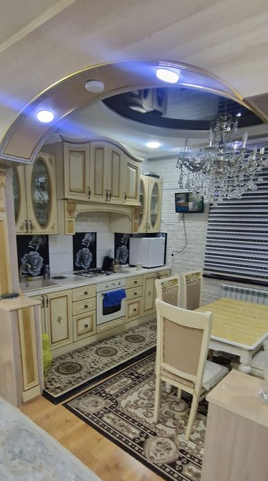 Продам двухэтажный дом