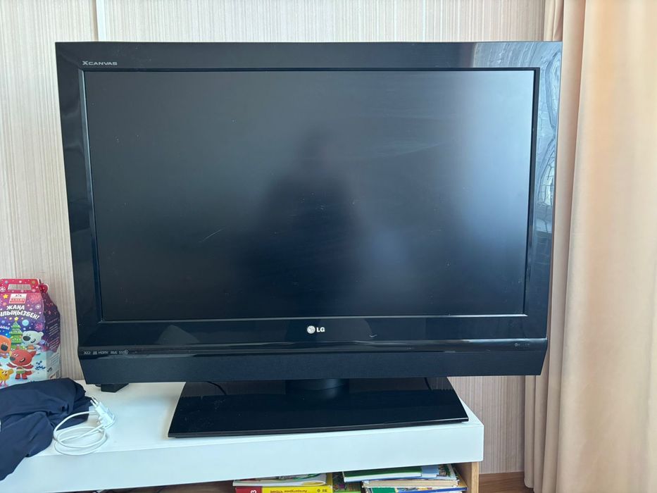 Продам рабочий телевизор