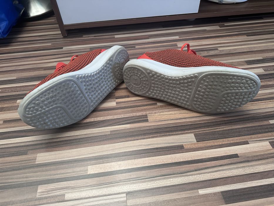 Adidași Under Armour, mărimea 42.5 – aproape noi