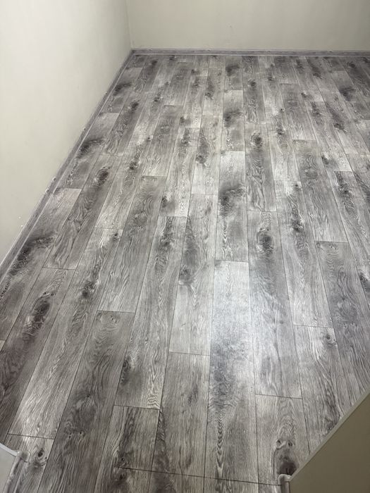 Ленолиум продам б/у