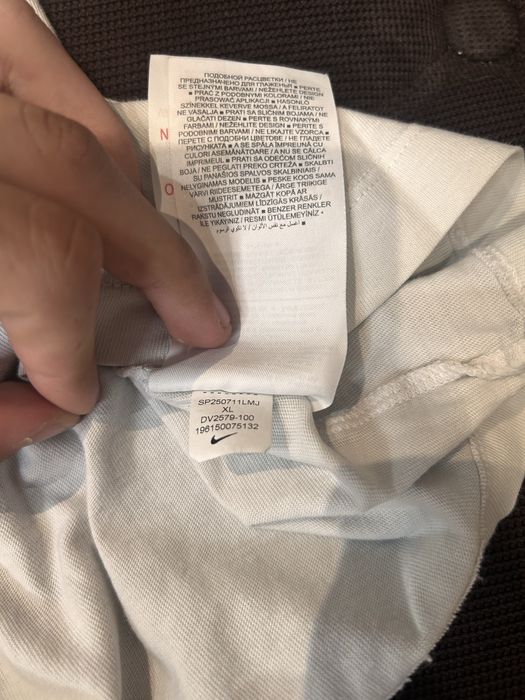 Продавам тениска на Nike