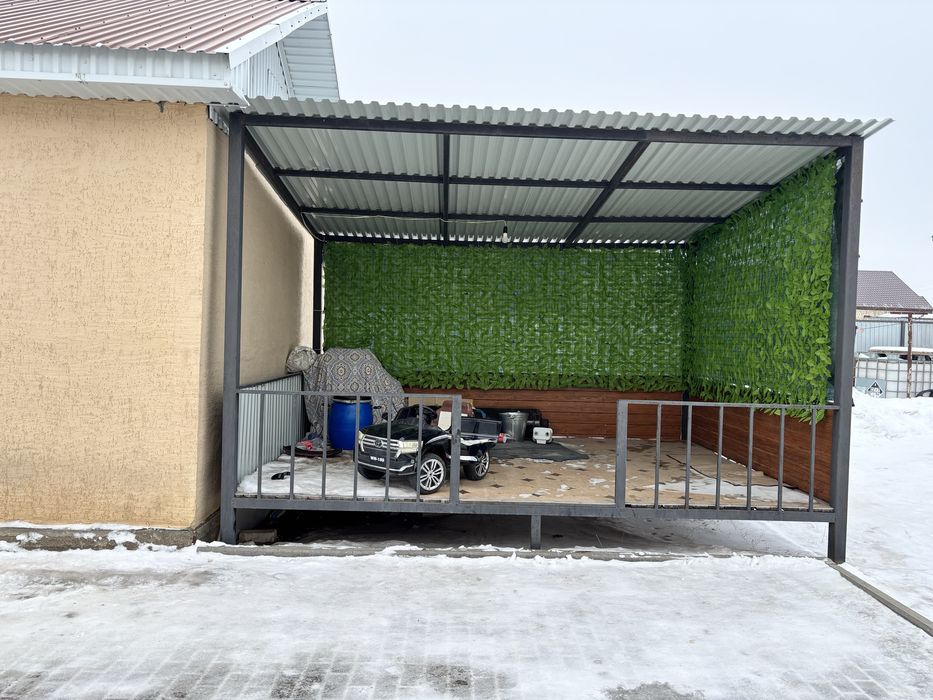 Продам тапчан.цена 320000