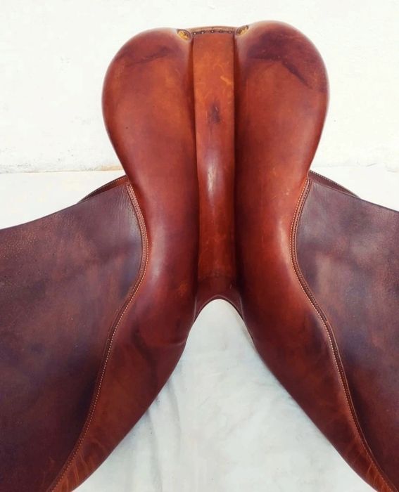 Sa sarituri Butet 18" 2009