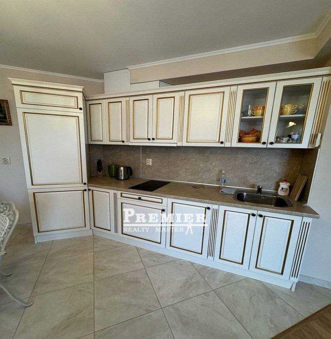 Продава се Тристаен апартамент в к.к. Слънчев бряг - 95 кв.м за 859 €/кв.м - Снимка #4