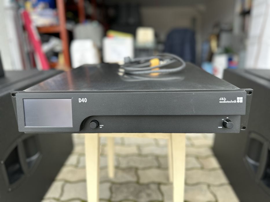 D&B Audiotechnick D40 amplificator second hand factura