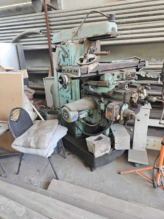 Фрезерный станок