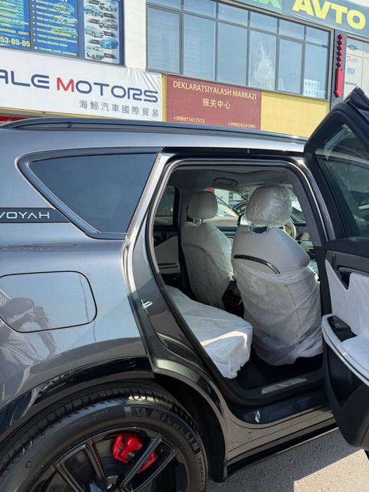 Voyah Free318 nalichi