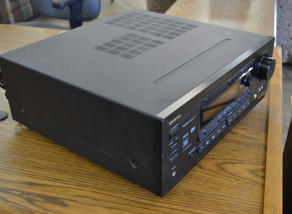 Продам стерео ресивер Onkyo TX-DS787
