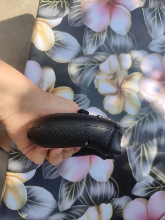 Controller compatibil cu PC și telefon