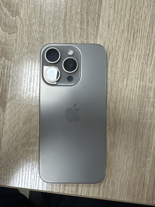 Срочно продам iphone 15 pro