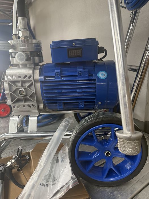 Pompa airless 220v 4,9kw vopsit completa furtun pistol diuza noua