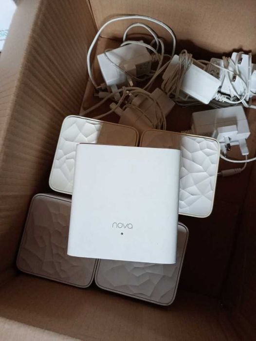 Tenda Nova AC1200 Mesh3f домашна Mesh WiFi система - 5 елемента.