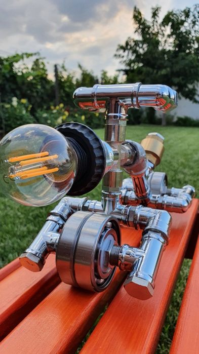 Бутикова настолна / нощта лампа -ЧОПЪР/МОТОР