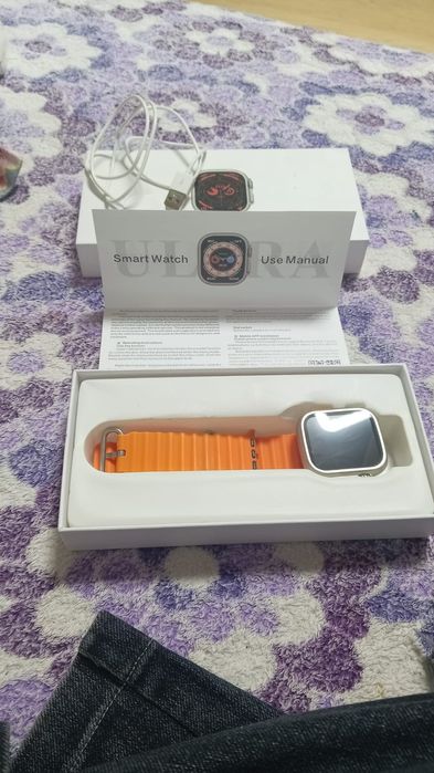 Часы практически новые