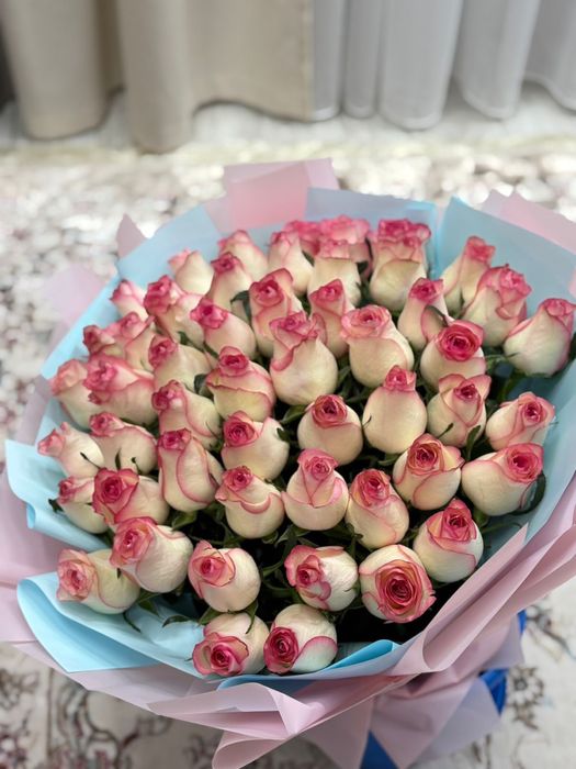 Букет цветов  51 роза