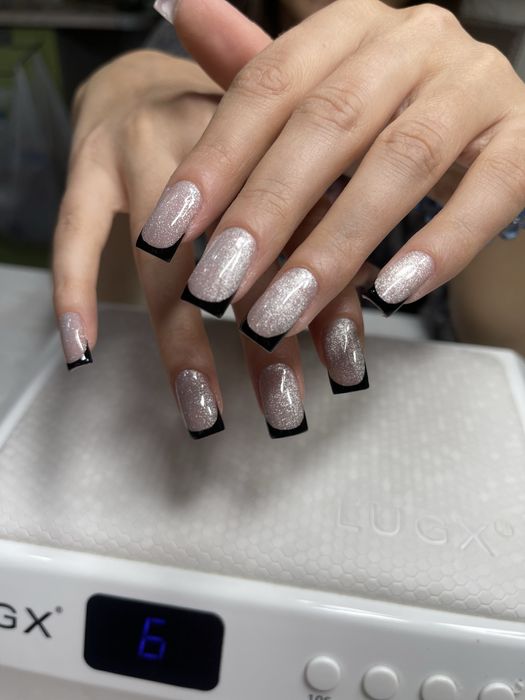 Маникюр 6000 + наращивание  от 9000