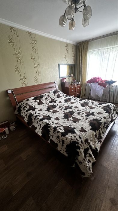 Срочно кровать бесплатно отдам