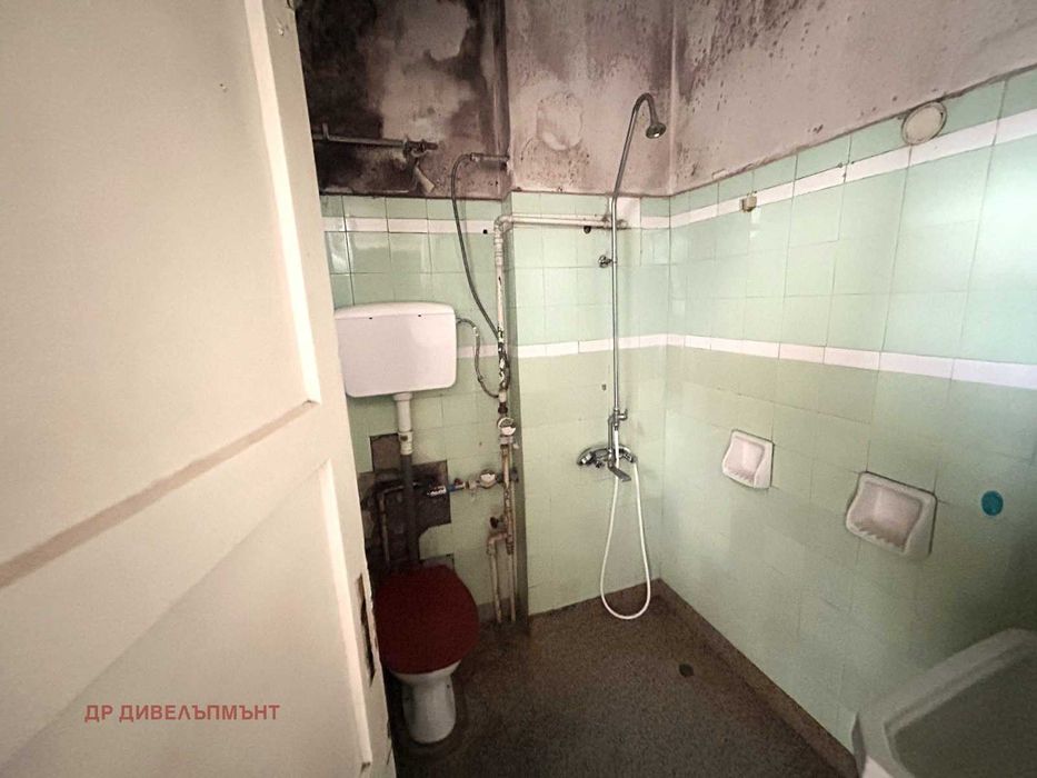 Продава се Тристаен апартамент в София, Център - 94 кв.м за 2978 €/кв.м - Снимка #14