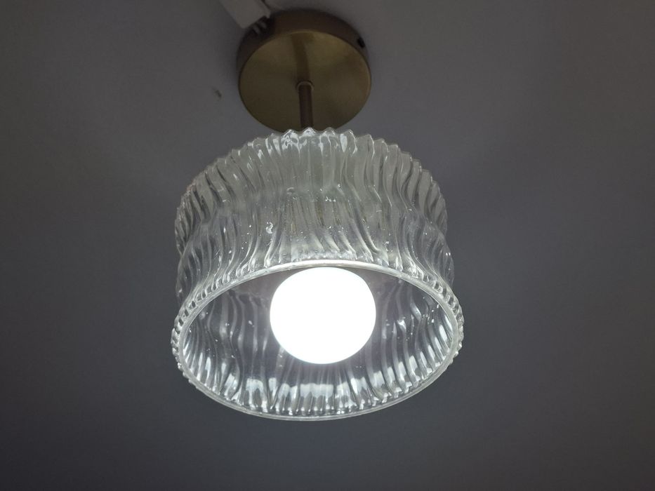 Люстра еки дана сатылады