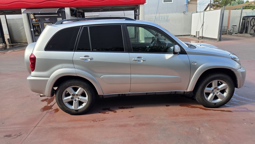 Toyota RAV4 2.0 d4d 2005