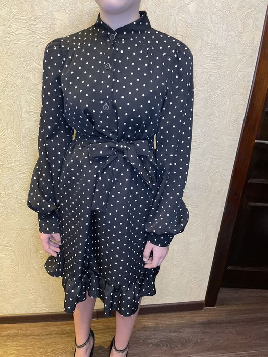 Продам платье в отличном состочнии .