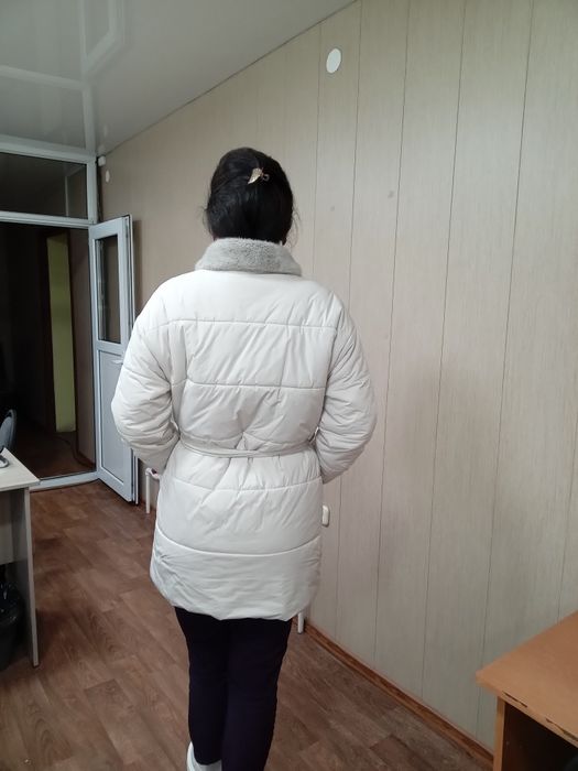 Куртка женская!!